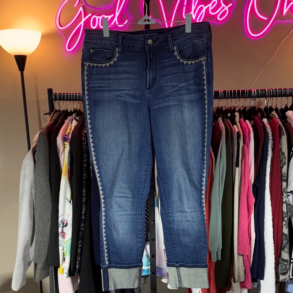 NYDJ Dark Blue Ankle Jeans with Embroidered Sides NWOT